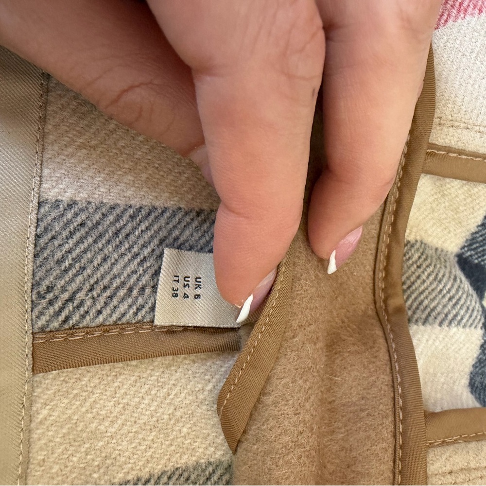 Burberry Camel Wool Coat - Picture 3 of 3